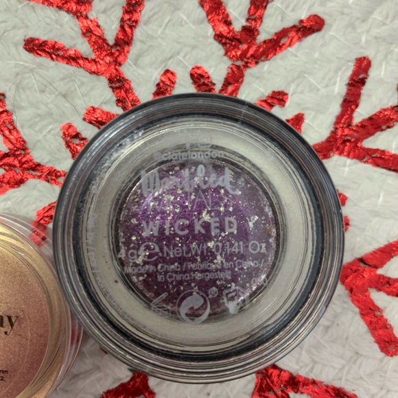 NWOB Ciate London (wicked) & Leni (bayron bay) individual eyeshadow bundle - Picture 3 of 7